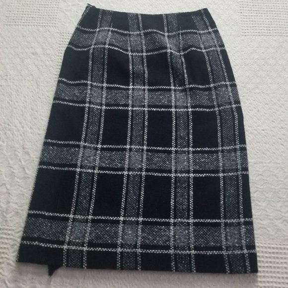 Vintage Talbots Wool Plaid Fringe Midi Skirt - Picture 7 of 7